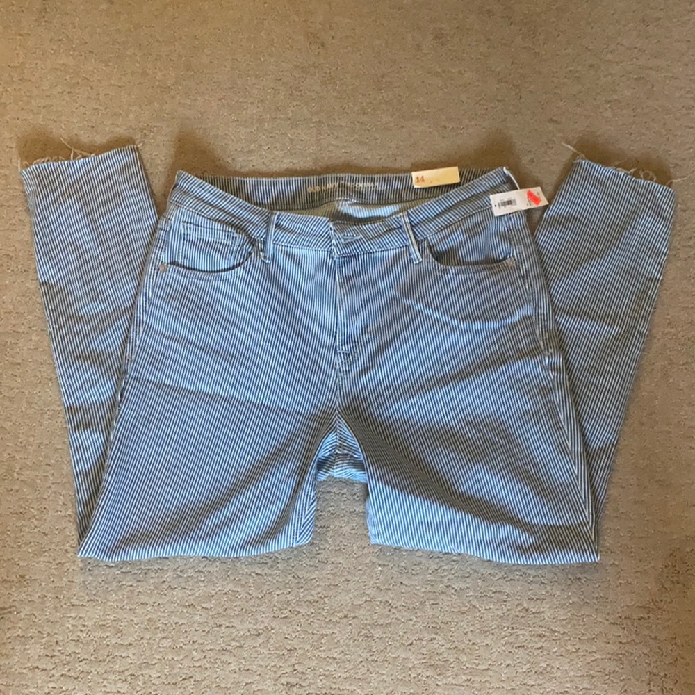 Old navy rockstar jeans
